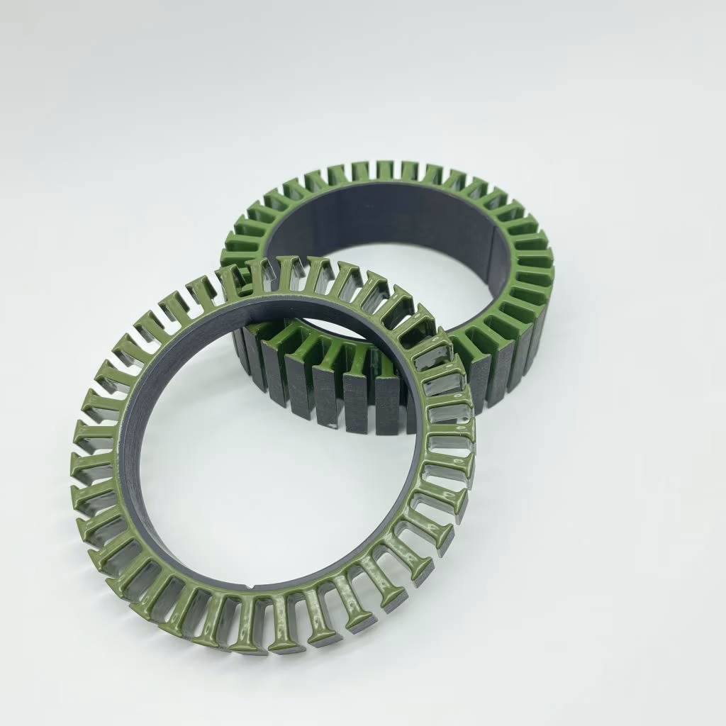 Stator for new energy vehicle drive motor with cooling fins and reinforced housing structure